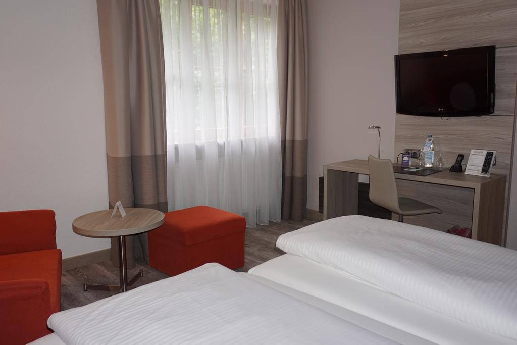 Hotel Kastanienhof Erding Eksteriør billede