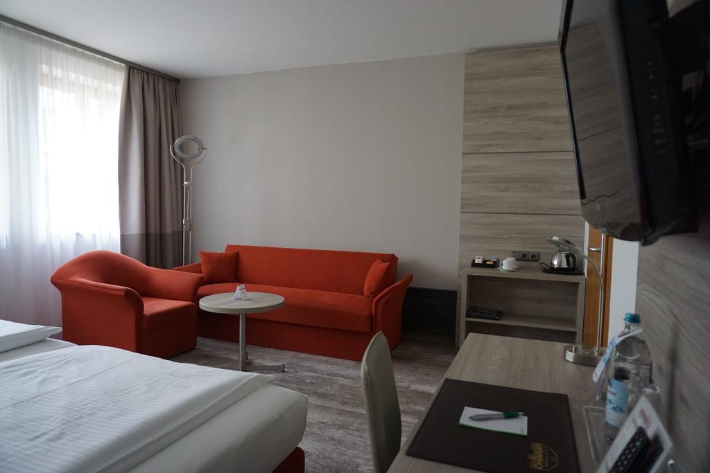 Hotel Kastanienhof Erding Eksteriør billede