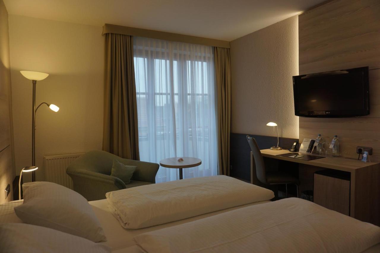 Hotel Kastanienhof Erding Eksteriør billede